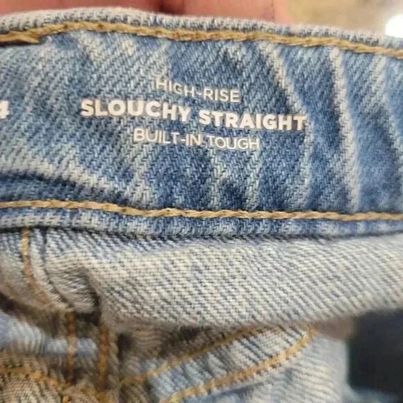 Old Navy High-Waisted Slouchy Straight Built-In Tough Jeans for Girls - Picture 14 of 14